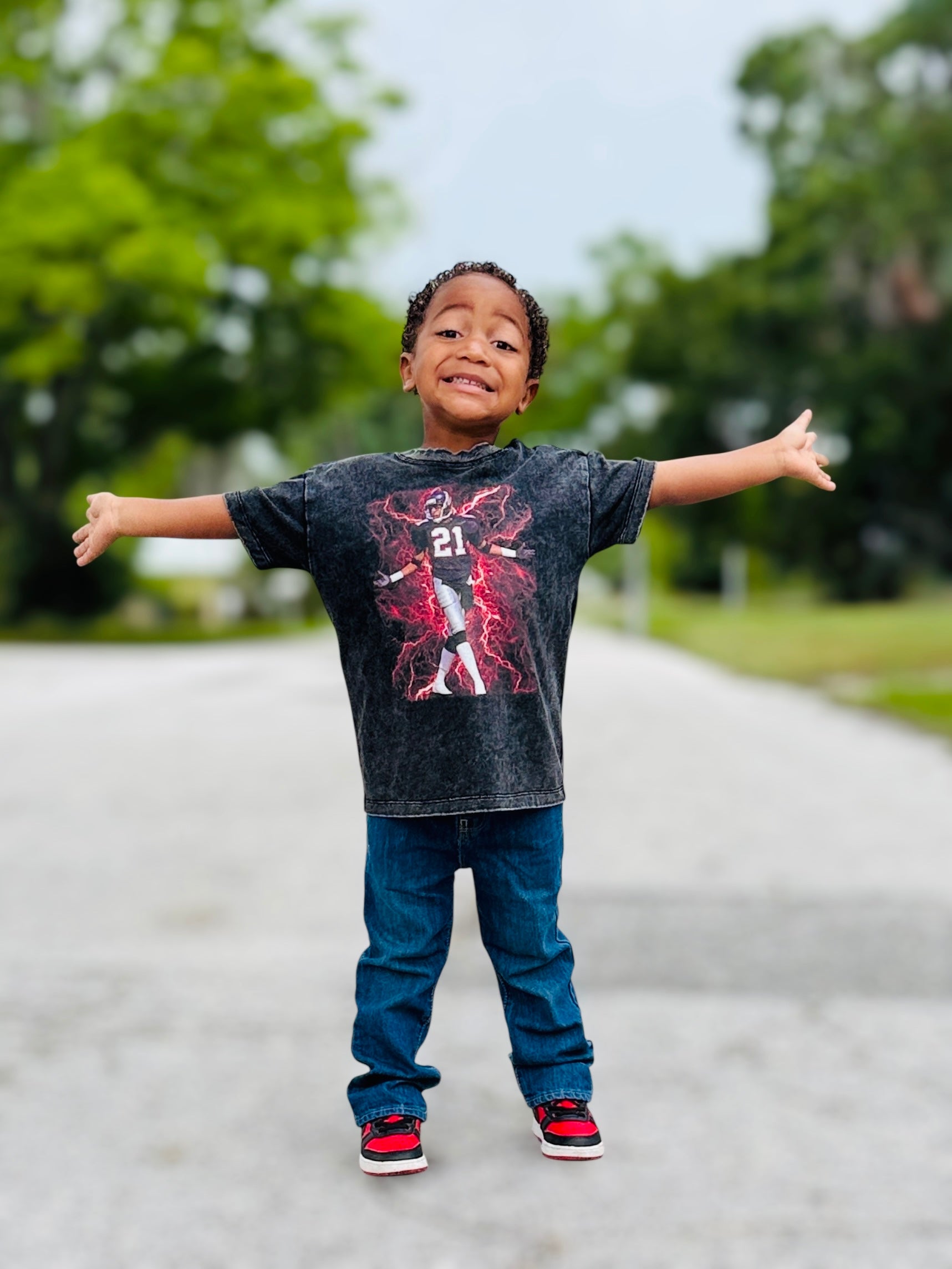 Prime 96 (Black) Snow Washed Kids' T-shirt